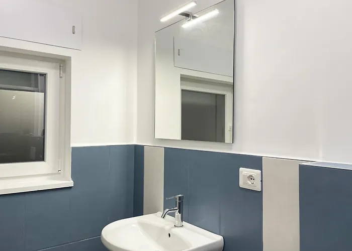 Biscardi 3* Bari