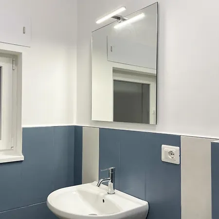Biscardi 3* Bari